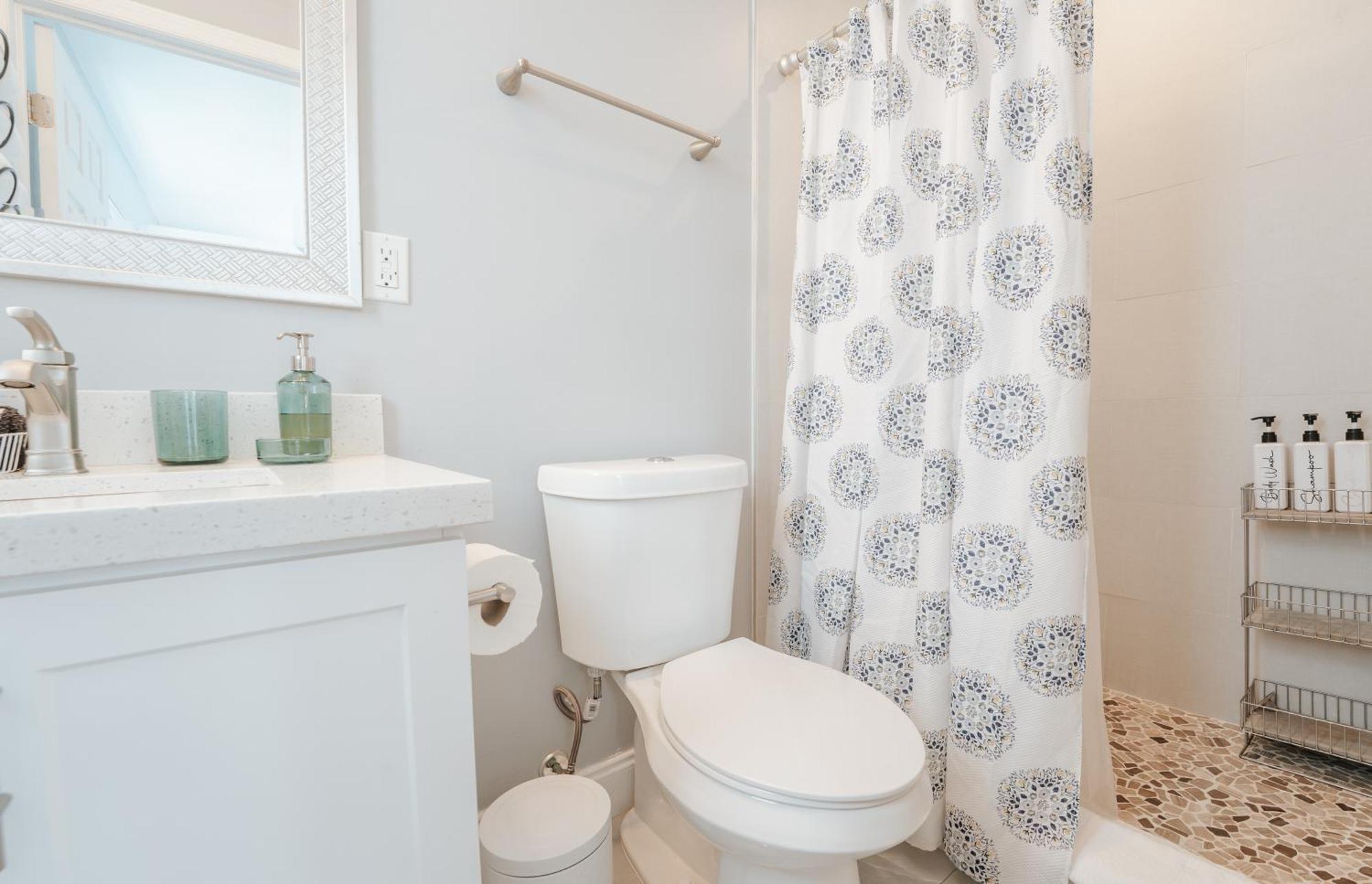 Home With A Pool Close To Beach And Fll Airport Pool Heated October- March Fort Lauderdale Esterno foto