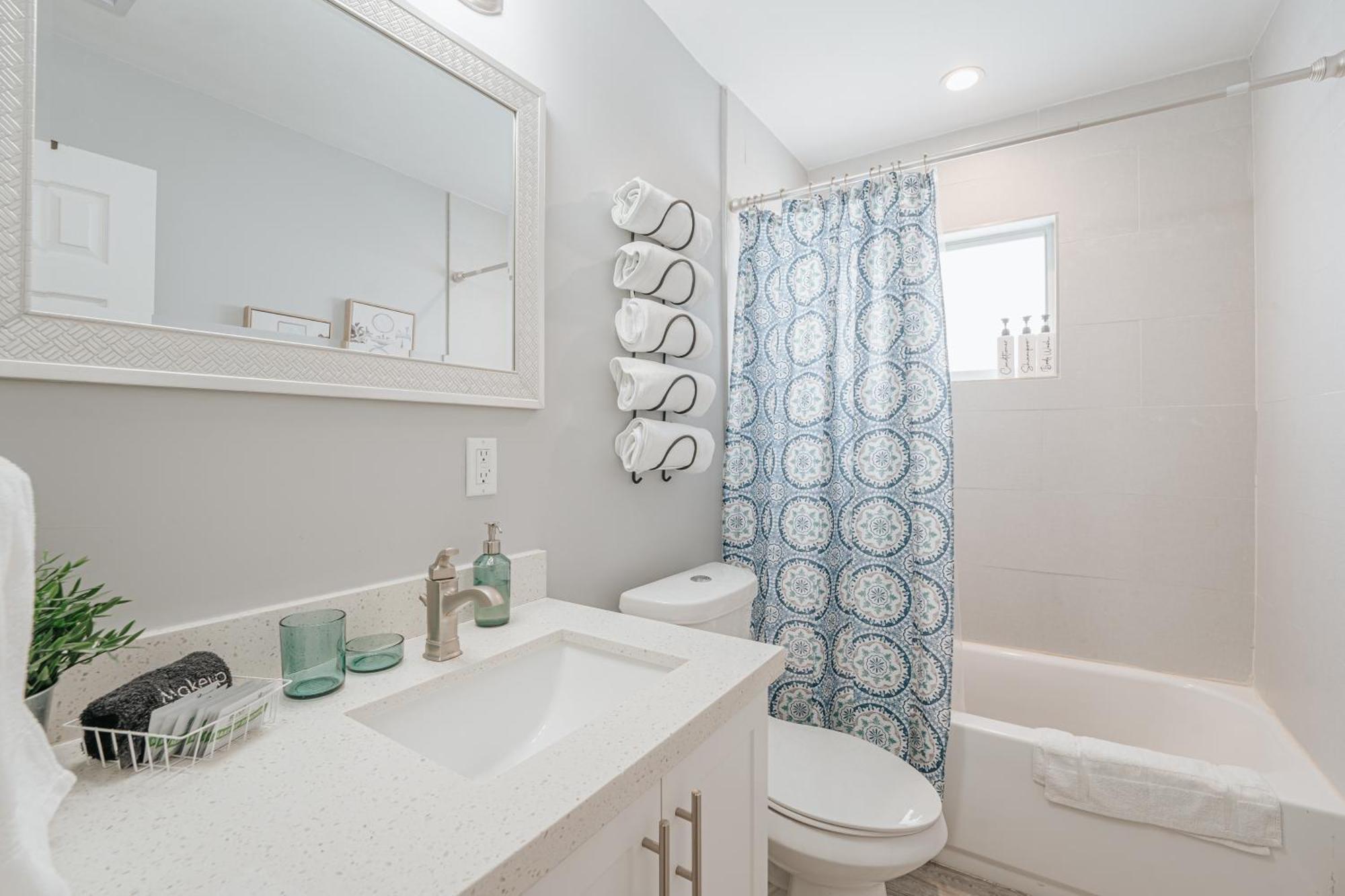 Home With A Pool Close To Beach And Fll Airport Pool Heated October- March Fort Lauderdale Esterno foto